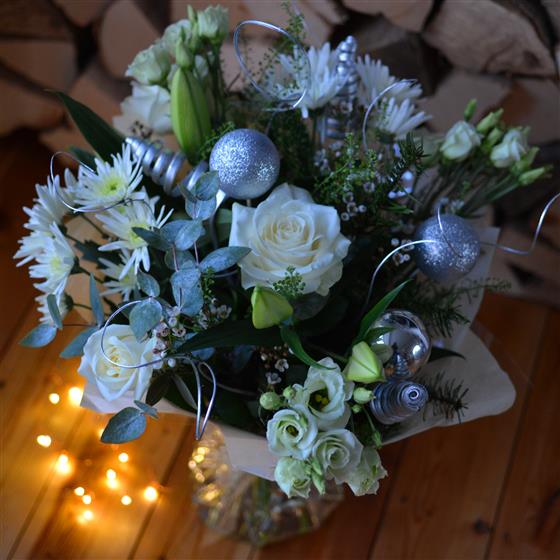 The 'Noelle' Bouquet in Silver