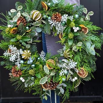 The &#39;Yuletide Wishes&#39; Christmas Door Wreath