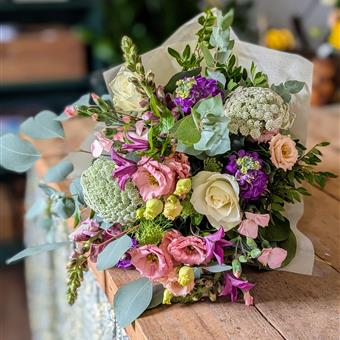 The &#39;English Garden&#39; Bouquet - For Summertime Sophistication