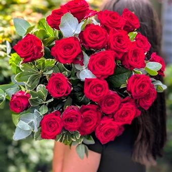 Love Everlasting - 24 Red Rose Bouquet